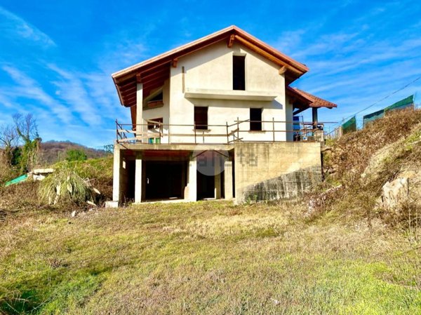 casa indipendente in vendita a Reano