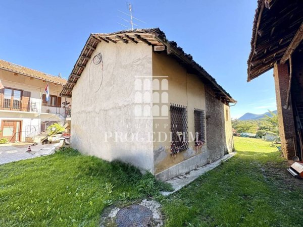 casa indipendente in vendita a Reano