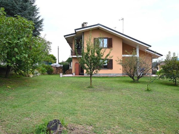 casa indipendente in vendita a Reano