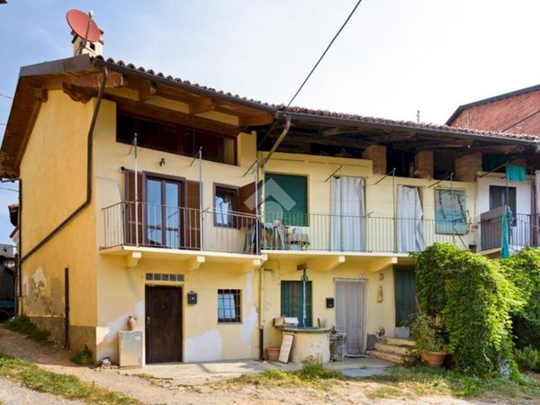 casa semindipendente in vendita a Reano