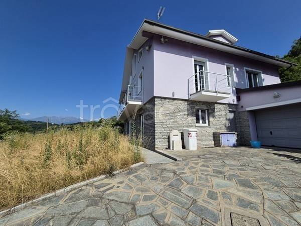 casa indipendente in vendita a Reano