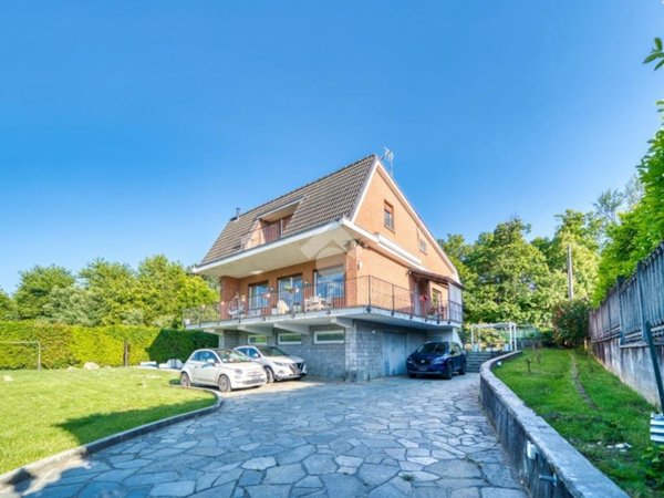 casa indipendente in vendita a Reano