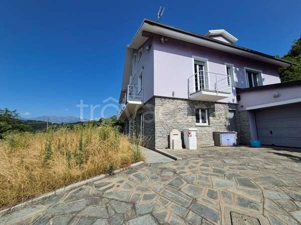 casa indipendente in vendita a Reano
