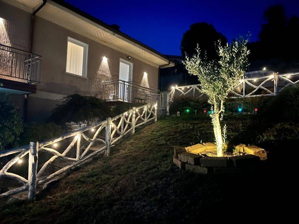 casa indipendente in vendita a Reano