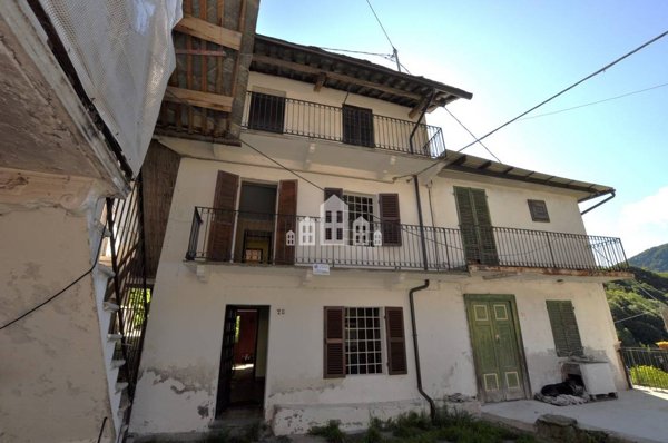 casa indipendente in vendita a Ribordone