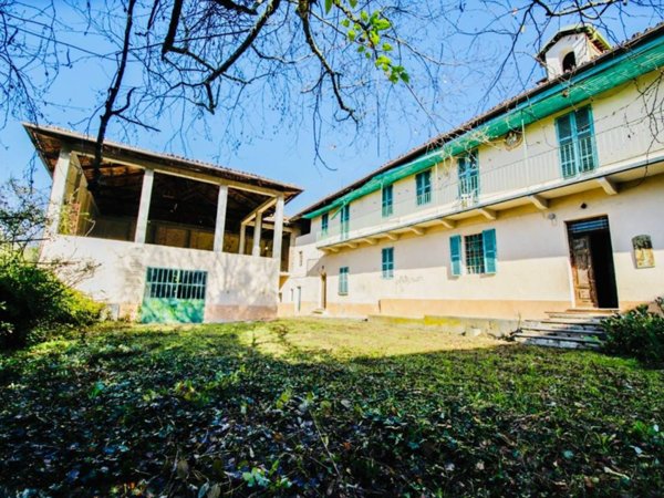 casa indipendente in vendita a Rivalba