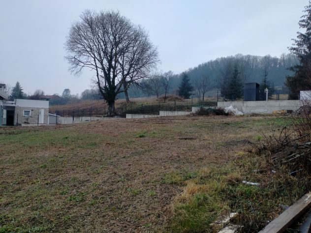 terreno edificabile in vendita a Rivalba