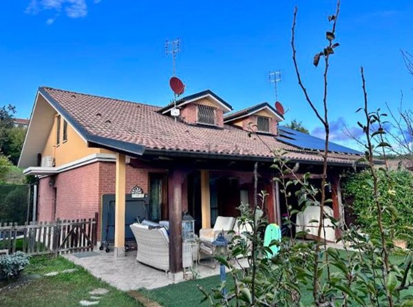 casa indipendente in vendita a Rivalba