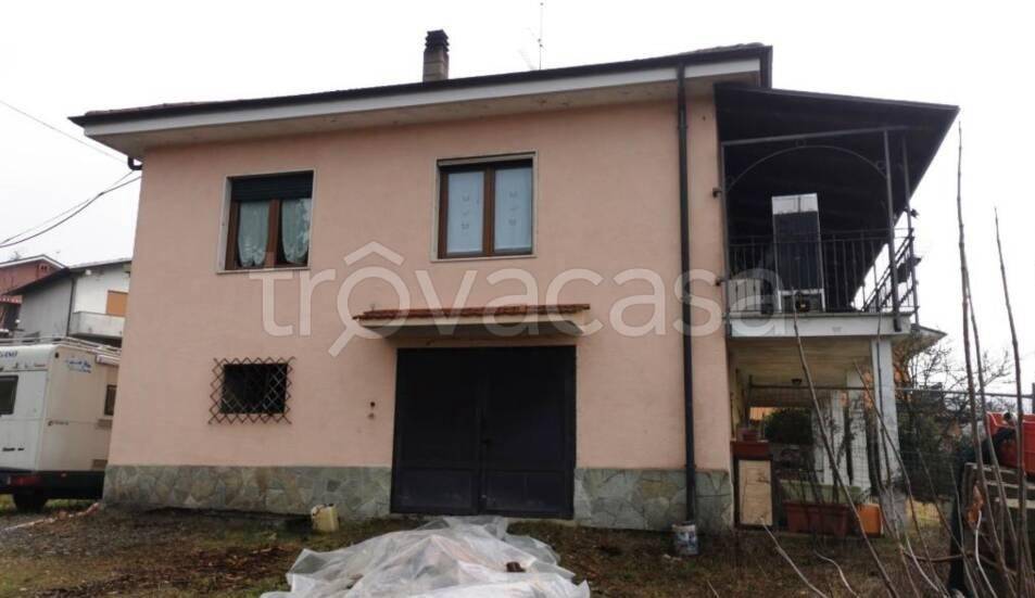 casa indipendente in vendita a Rivalba