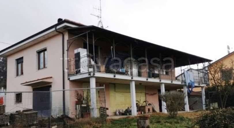casa indipendente in vendita a Rivalba