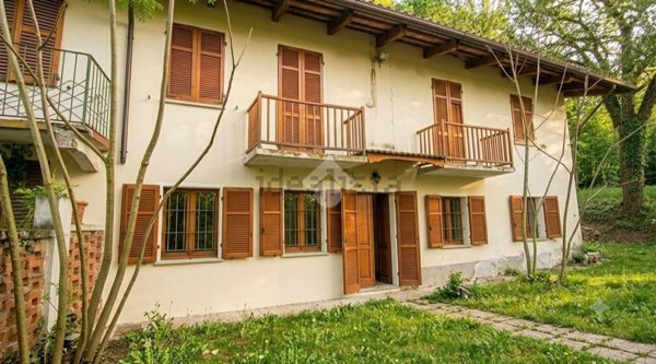 casa indipendente in vendita a Rivalba
