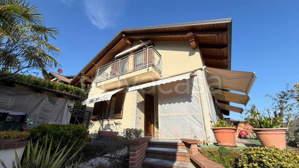 casa indipendente in vendita a Rivalba