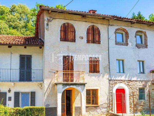 casa indipendente in vendita a Rivalba
