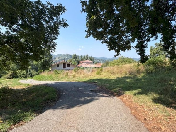 terreno edificabile in vendita a Rivalba
