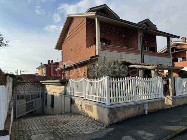 casa indipendente in vendita a Rivalta di Torino in zona Gerbole
