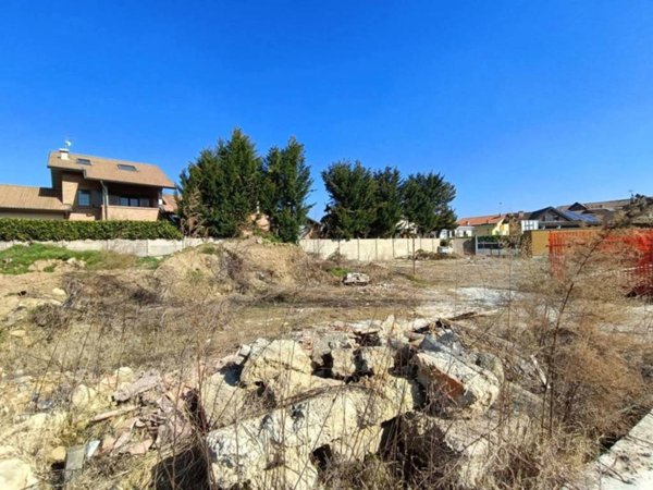 terreno edificabile in vendita a Rivalta di Torino