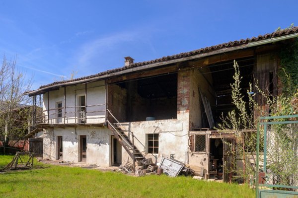 esavano in vendita a Rivalta di Torino