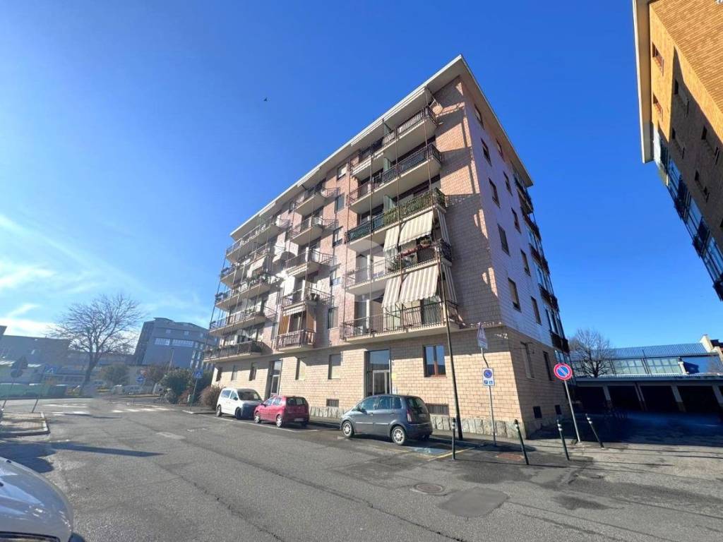 appartamento in vendita a Rivalta di Torino in zona Pasta