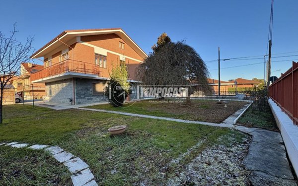casa indipendente in vendita a Rivalta di Torino