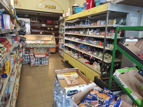 negozio in vendita a Rivalta di Torino