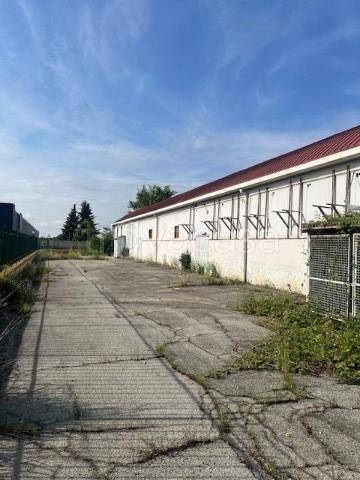 capannone in vendita a Rivalta di Torino in zona Gerbole