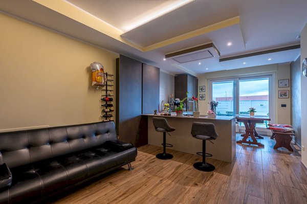 appartamento in vendita a Rivalta di Torino in zona Hella