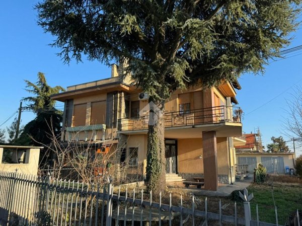 appartamento in vendita a Rivalta di Torino in zona Gerbole