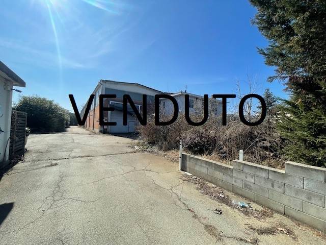 capannone in vendita a Rivalta di Torino