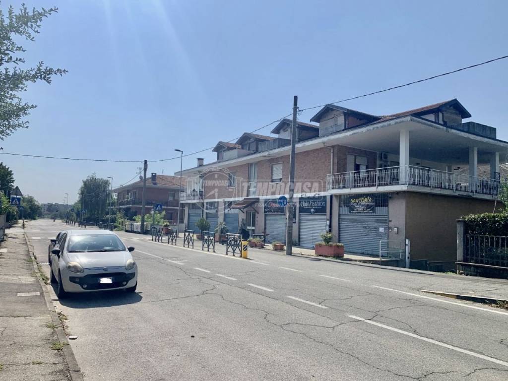 negozio in vendita a Rivalta di Torino in zona Gerbole