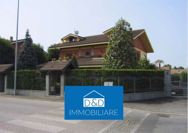 casa indipendente in vendita a Rivalta di Torino