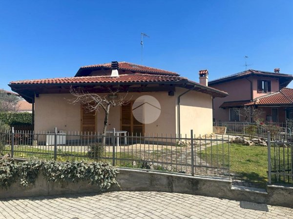 casa indipendente in vendita a Rivalta di Torino