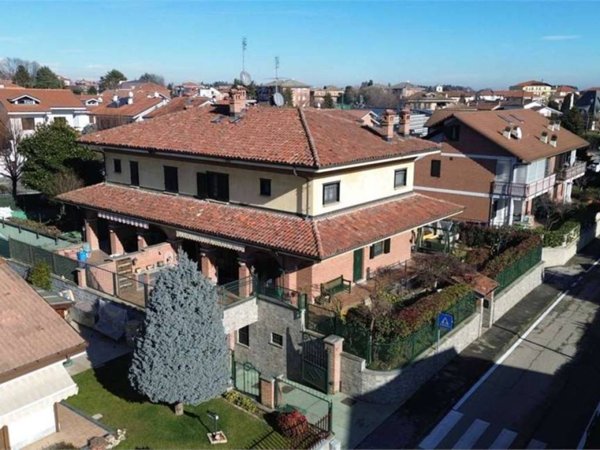 casa indipendente in vendita a Rivalta di Torino