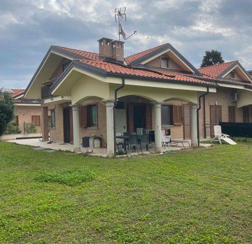 casa indipendente in vendita a Rivalta di Torino