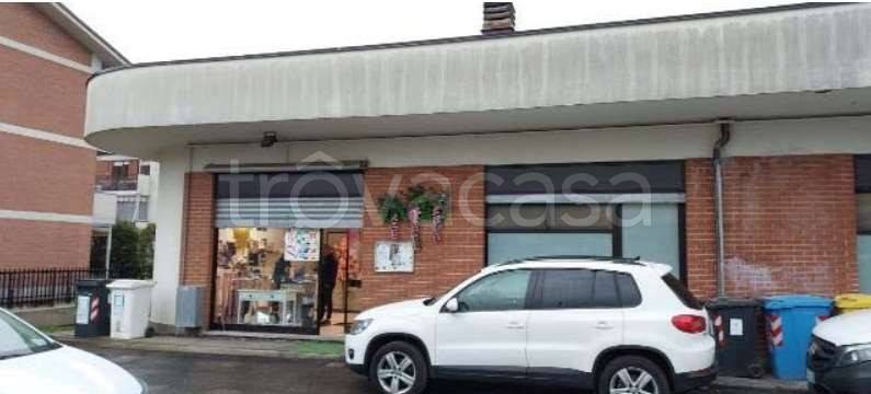 negozio in vendita a Rivalta di Torino