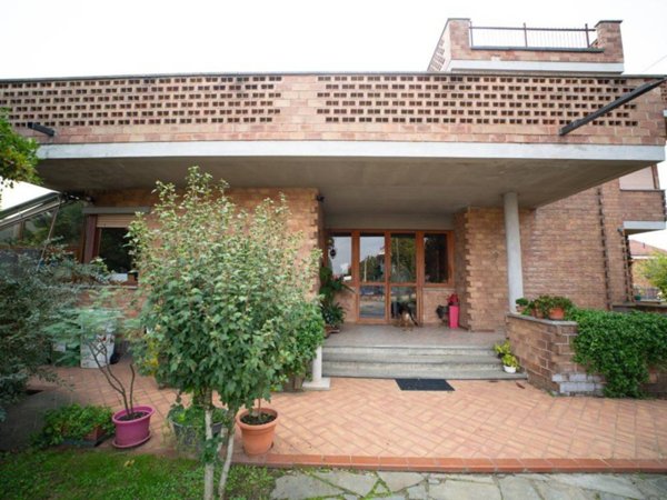 casa indipendente in vendita a Rivalta di Torino in zona Hella