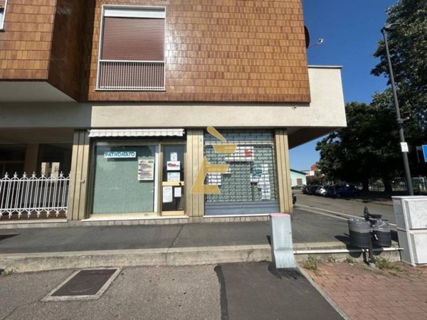 negozio in vendita a Rivalta di Torino