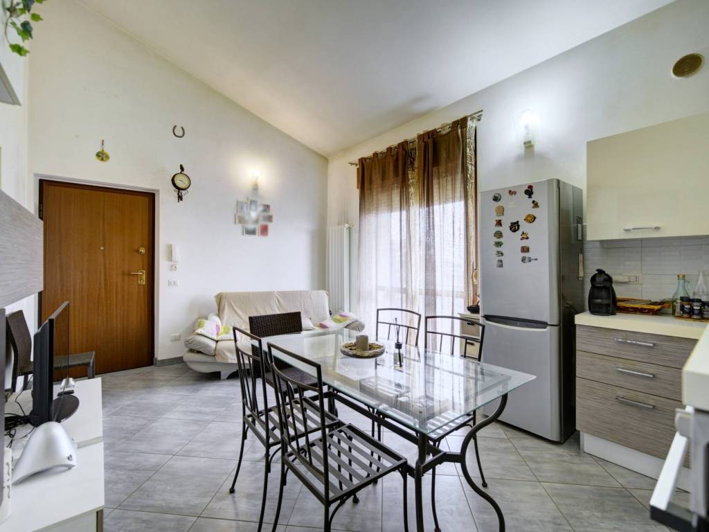 appartamento in vendita a Rivalta di Torino in zona Gerbole