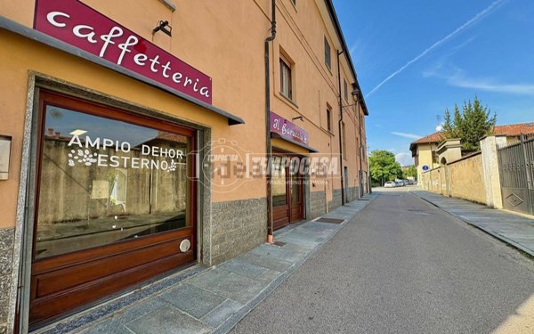 locale commerciale in vendita a Rivalta di Torino