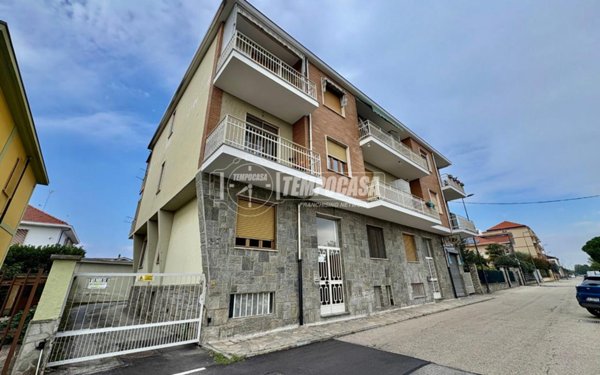 appartamento in vendita a Rivalta di Torino in zona Hella
