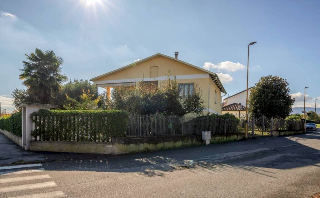 casa indipendente in vendita a Rivalta di Torino