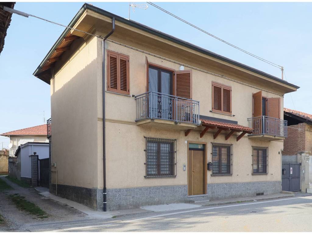 casa indipendente in vendita a Rivalta di Torino in zona Pasta
