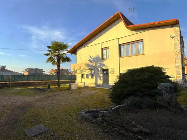 casa indipendente in vendita a Rivalta di Torino
