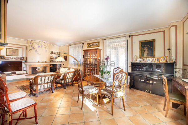 casa indipendente in vendita a Rivalta di Torino