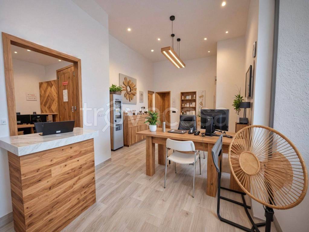 negozio in vendita a Rivalta di Torino