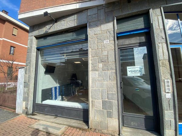 negozio in vendita a Rivalta di Torino