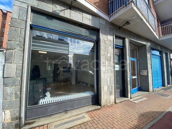 negozio in vendita a Rivalta di Torino