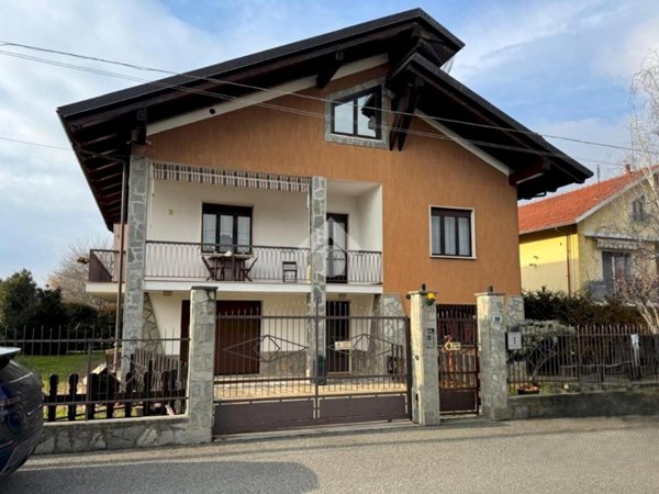 casa indipendente in vendita a Rivalta di Torino
