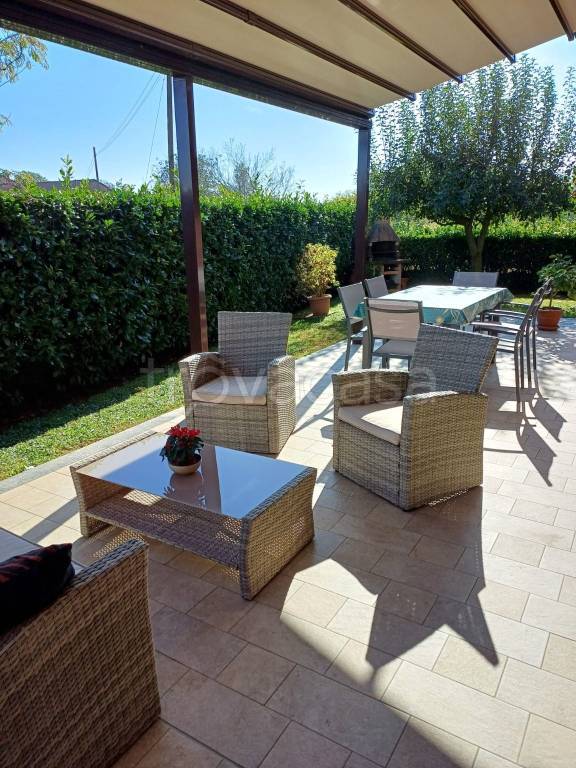 casa indipendente in vendita a Rivalta di Torino in zona Hella