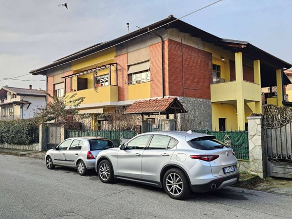 casa indipendente in vendita a Rivalta di Torino