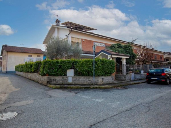 casa indipendente in vendita a Rivalta di Torino